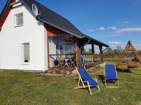 Cozy holiday home with terrace in Smoldzino